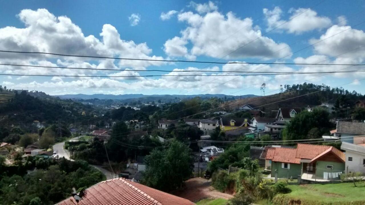 Pousada Das Rosas Campos do Jordão Exterior foto